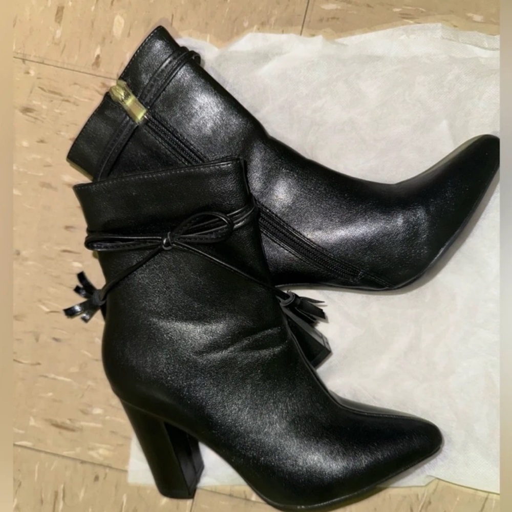 Fashion Nova Sleek Black Heeled Boots